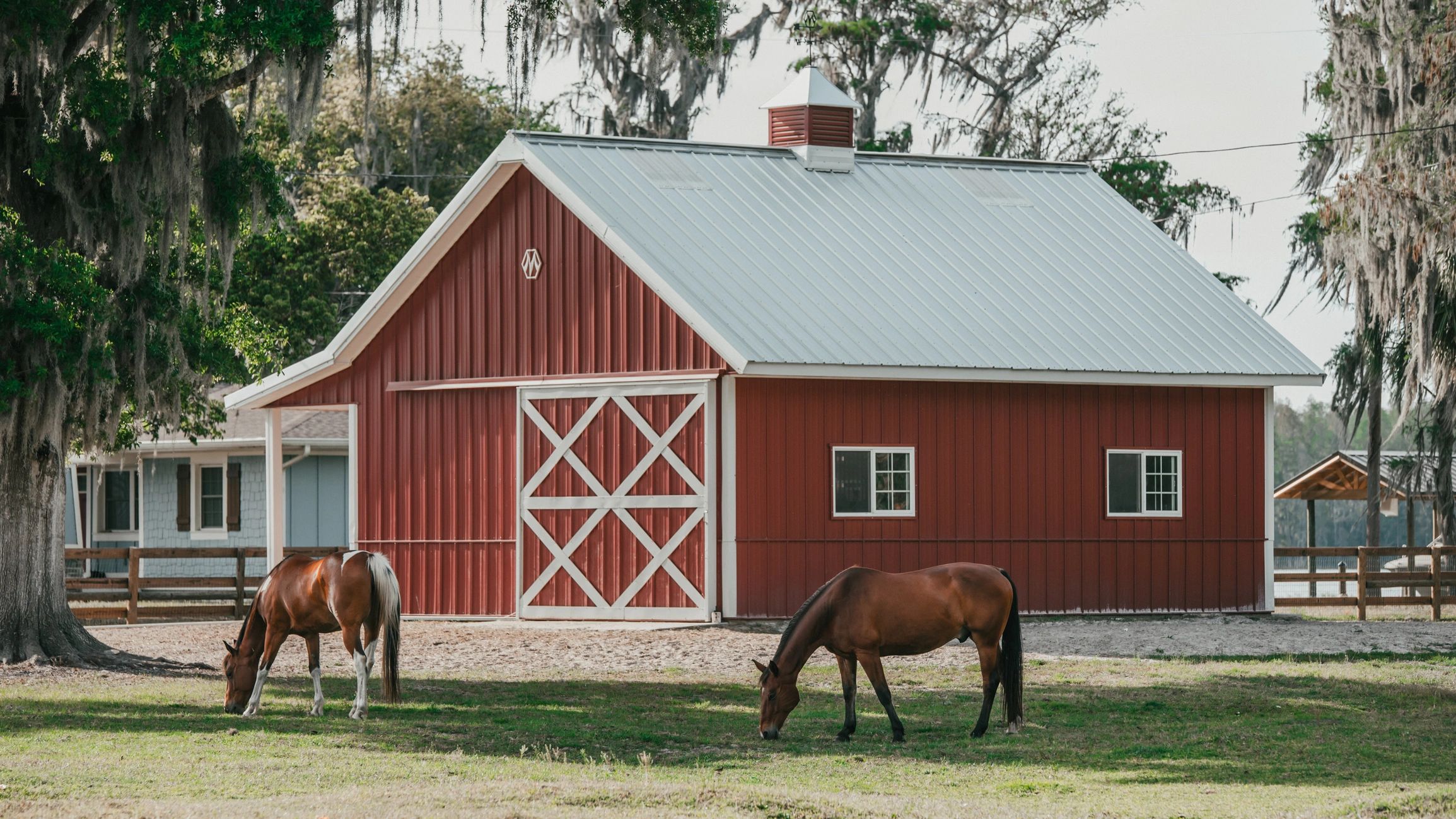 horse care barn